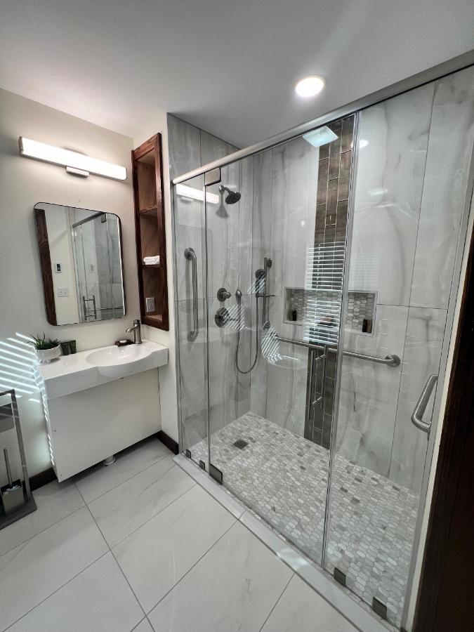 Monterey Inn Zewnętrze zdjęcie