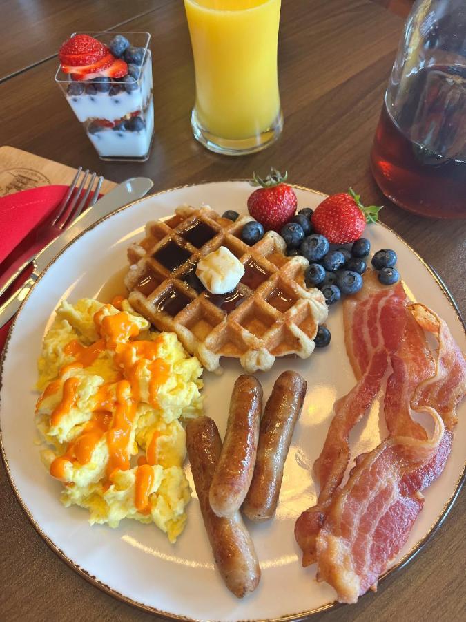 Monterey Inn Zewnętrze zdjęcie